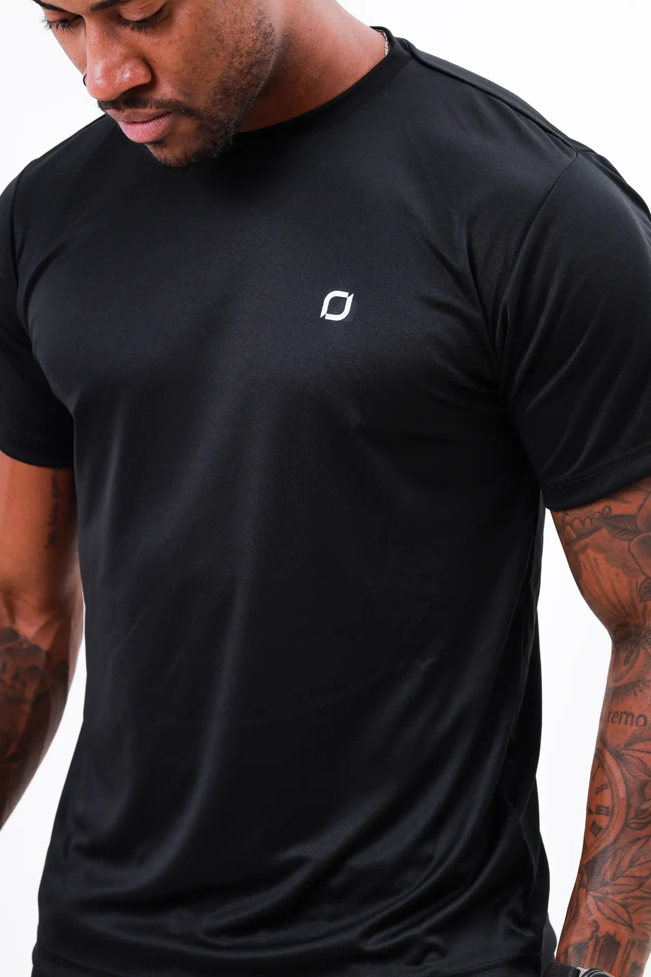 CAMISETA BÁSICA DRY FIT MOVE -  PRETO Drif